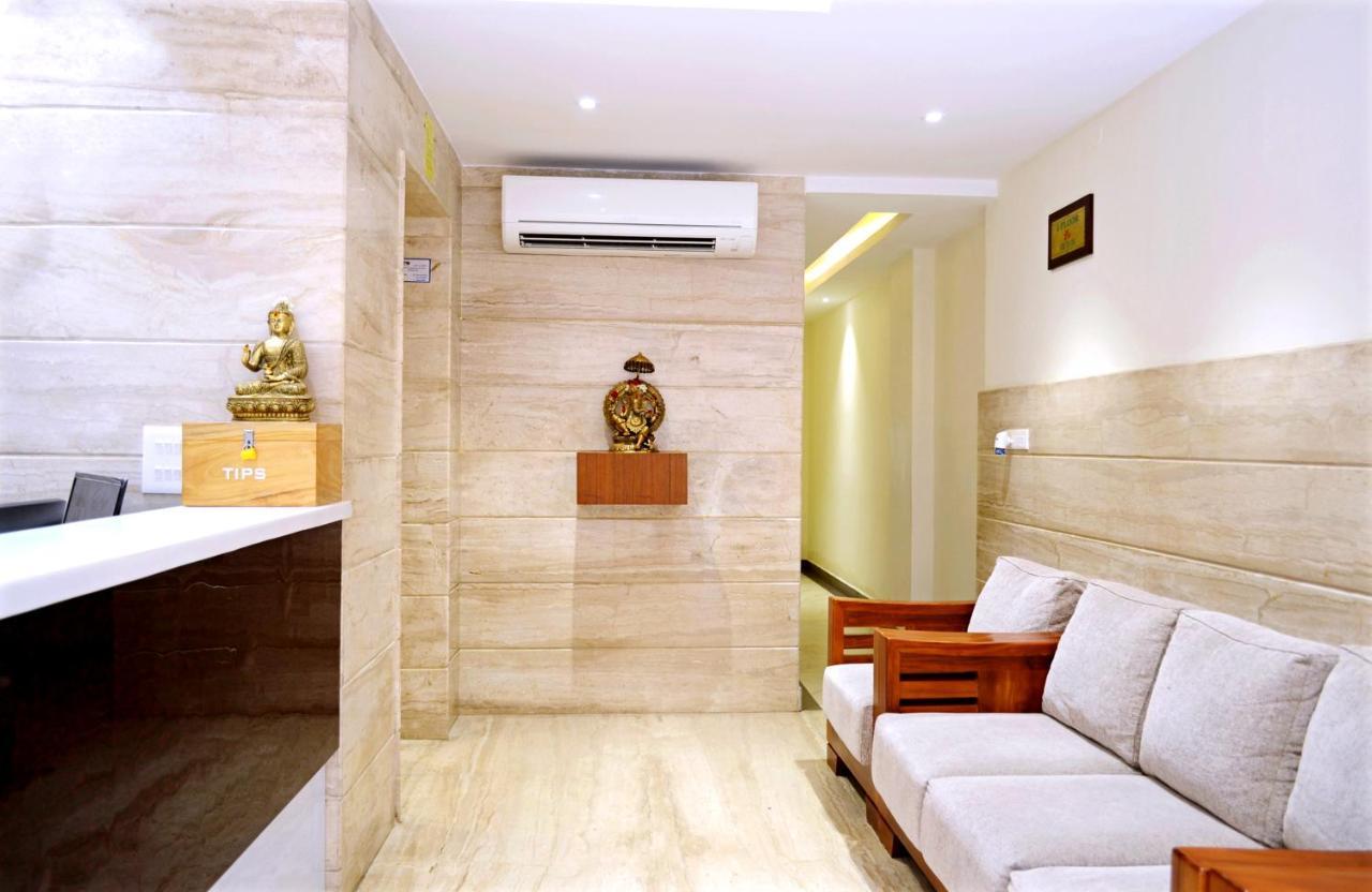 Tr Residency Hotell Pondicherry Exteriör bild